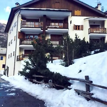 Bilocale In Centro Cogne