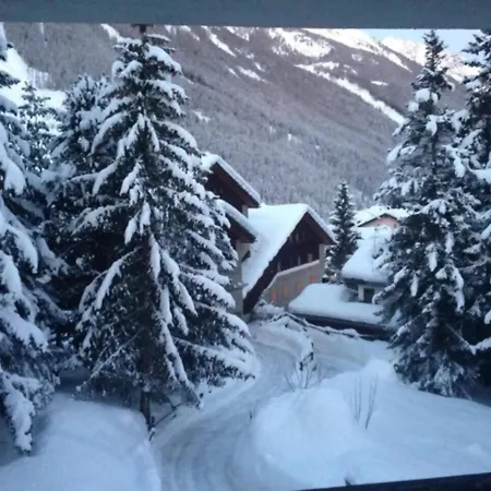 Bilocale In Centro Cogne