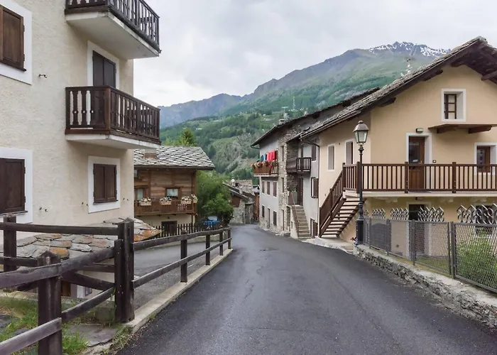 Bilocale In Centro Apartment Cogne